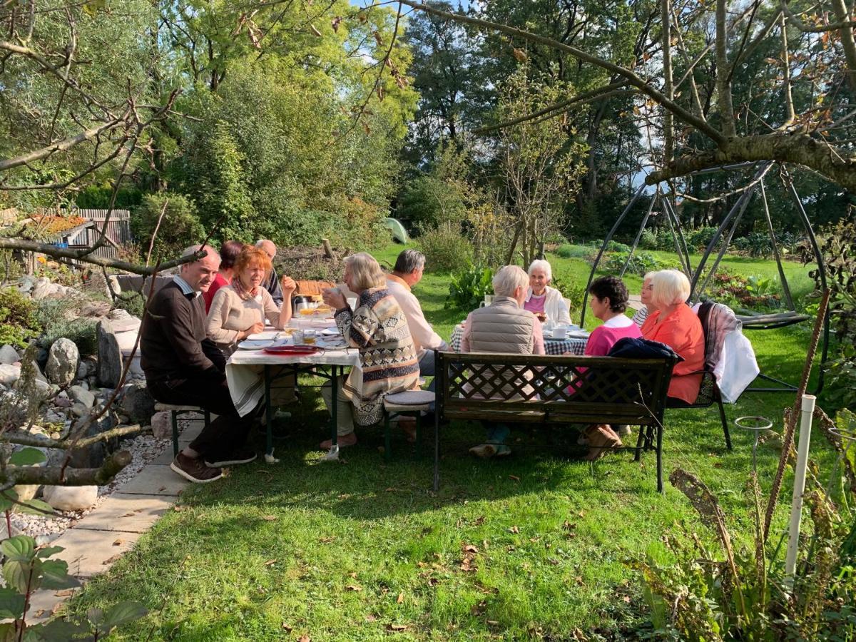 Ferien Haus Am Feldgarten Mit 160 Qm Fuer 2 Bis 9 Personen Raubling Buitenkant foto